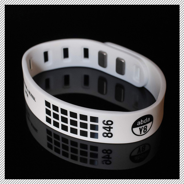 846YAJIROオンラインショップ / NEW Plasma silicon Bracelet White